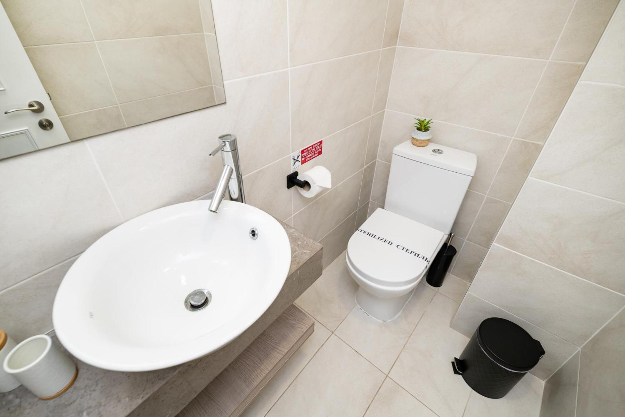 Lazuli Beachfront Sea View Ap144 Larnaca Exterior foto